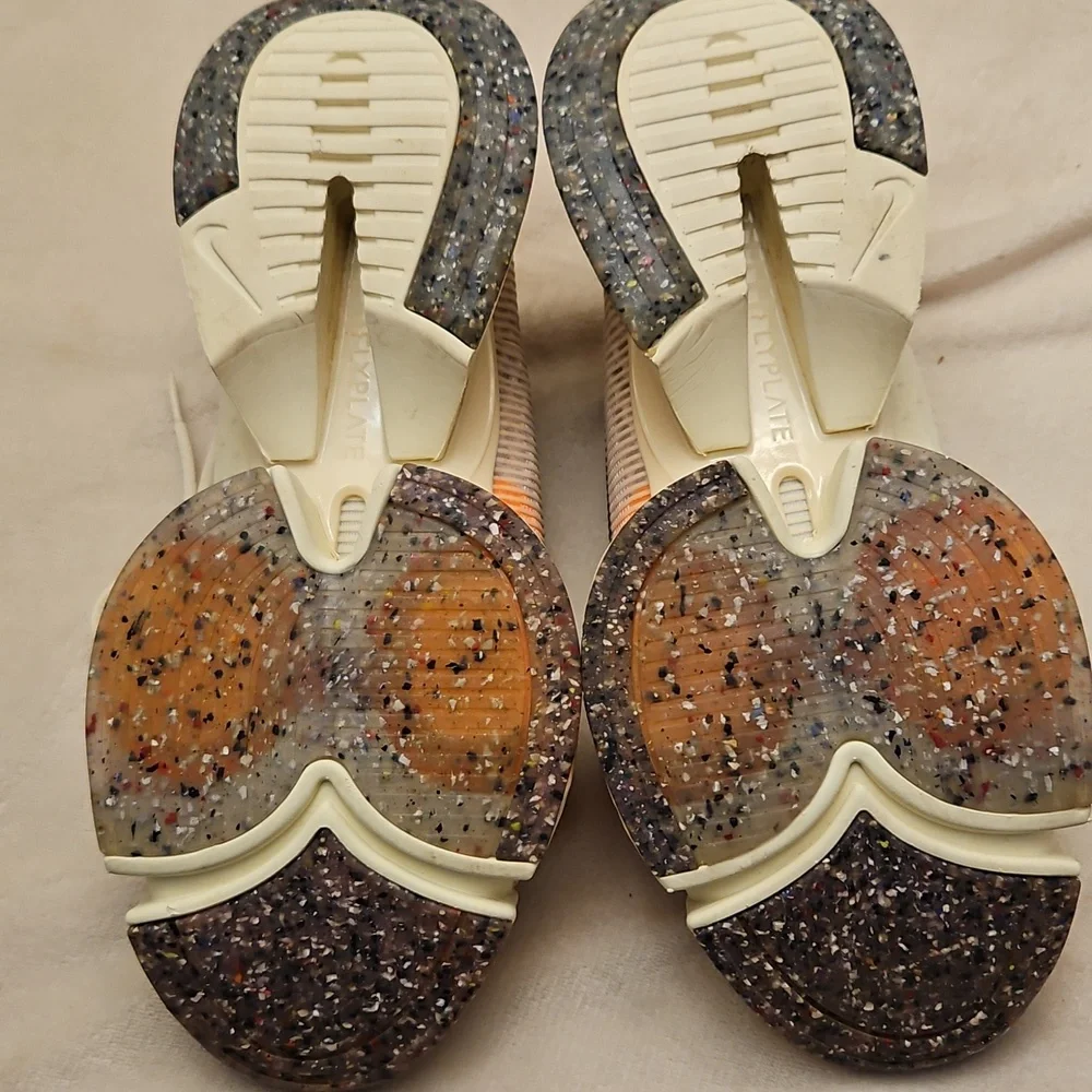 VGUC Nike Women's Superrep Cream, Lilac and Orange Sneakers. US Size 11 - Picture 6 of 8